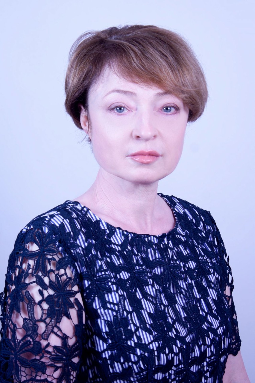 Чечина Лариса Владимировна.
